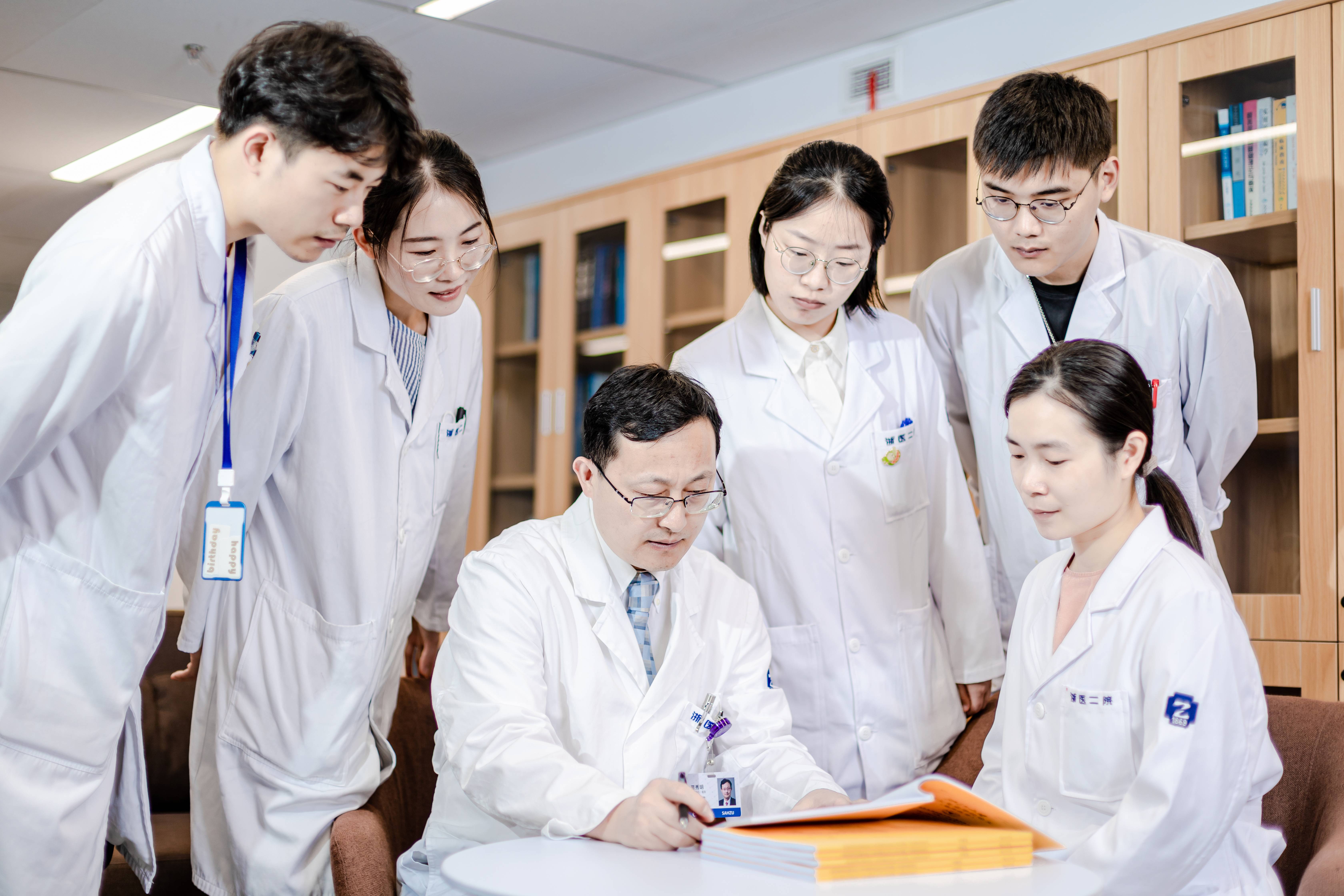 DO8A1492(1).jpg DO8A1492(1).jpg